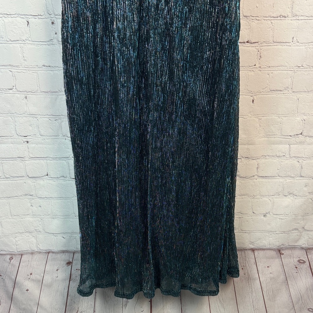 BloomChic Shimmering Teal and Black Midi Dress Size Medium 10 - Picture 5 of 7